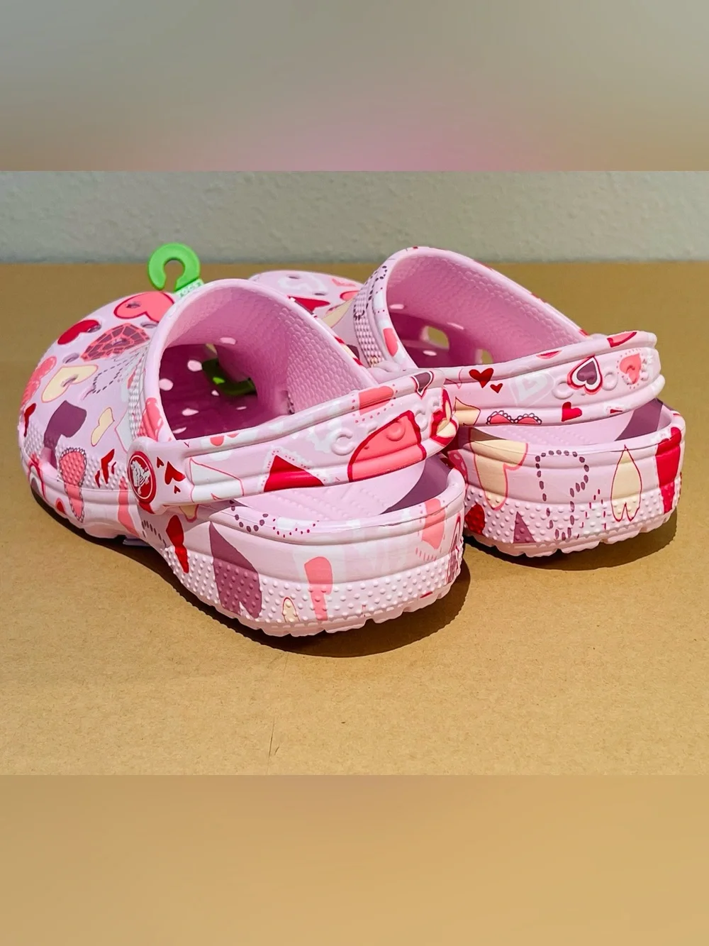 Crocs Little Kids Pink Classic Clogs - Multi Color Hearts Print NWT | No Offers